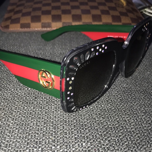 Gucci Accessories - FIRM😍GUCCI CRYSTAL JUMBO GG GLASSES (vintage)